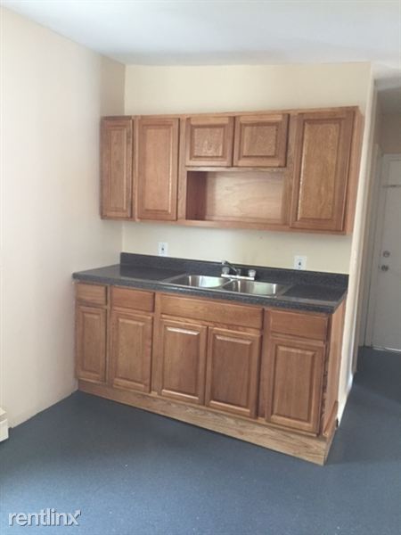 Foto principal - 79 Hallock St