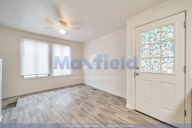 Foto del edificio - Sandy - 3BD - 1 BTH 1 Carport - Salt Lake ...