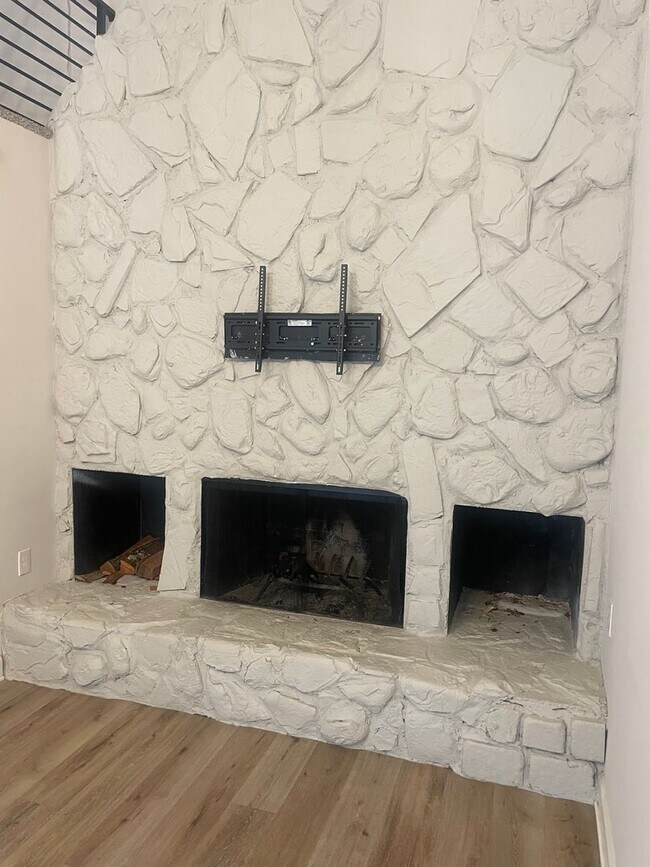 Foto del edificio - Knoxville 37918 - 2 bedroom, 2.5 bath Townhome - Contact Lisa Vineyard & Shannon Russell (865) 21...