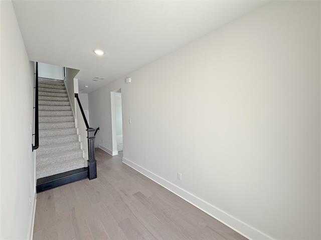 Foto del edificio - 909 Ash Rd