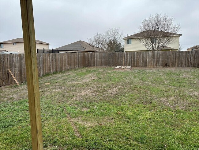 Building Photo - 307 Wildcat Dr