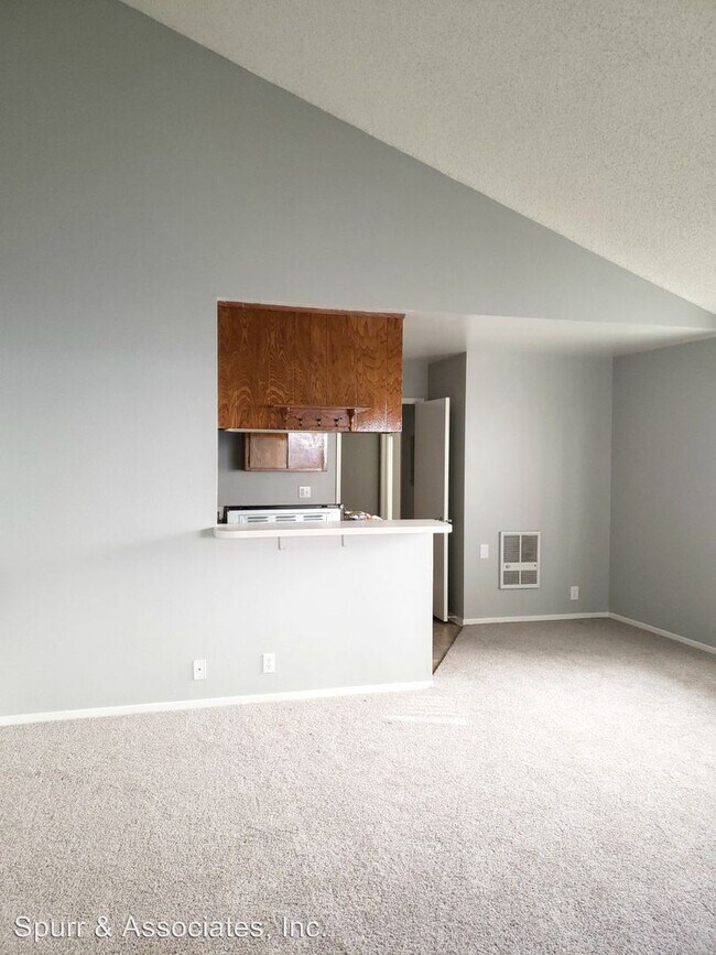 Foto del edificio - 3900 E 11th St