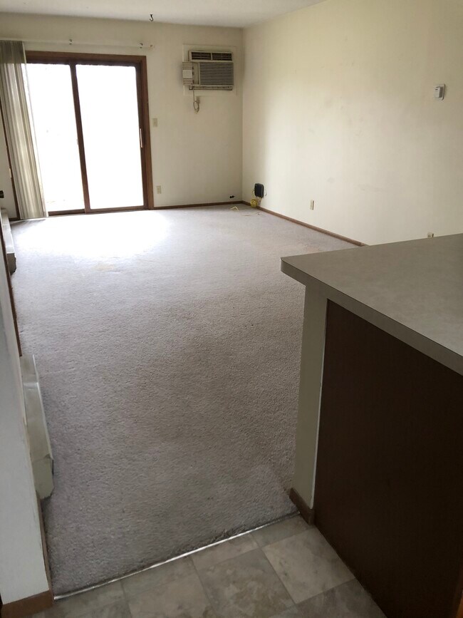 Foto del edificio - 1220 Kirstin Ct