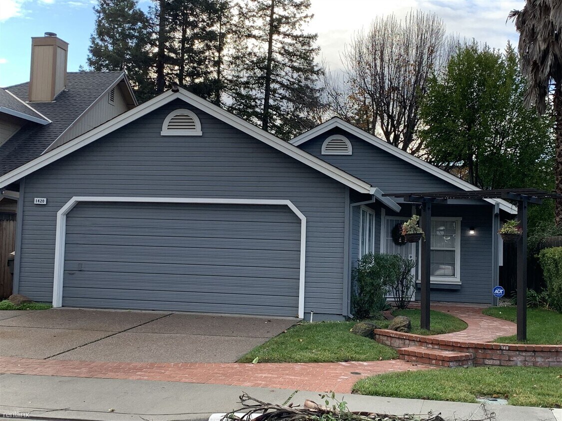 3 br, 2 bath House 1420 Towse Drive House for Rent in Woodland, CA