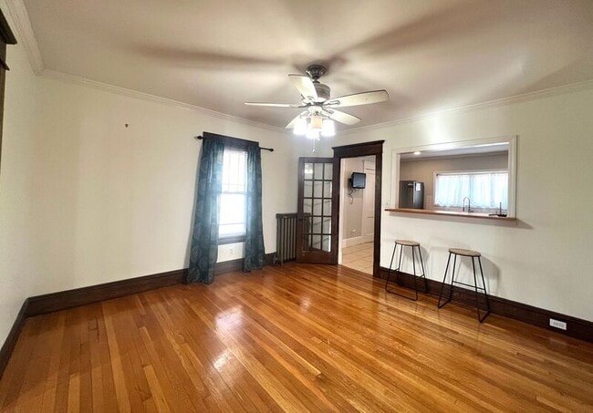 Foto del edificio - 672 Sumner Ave