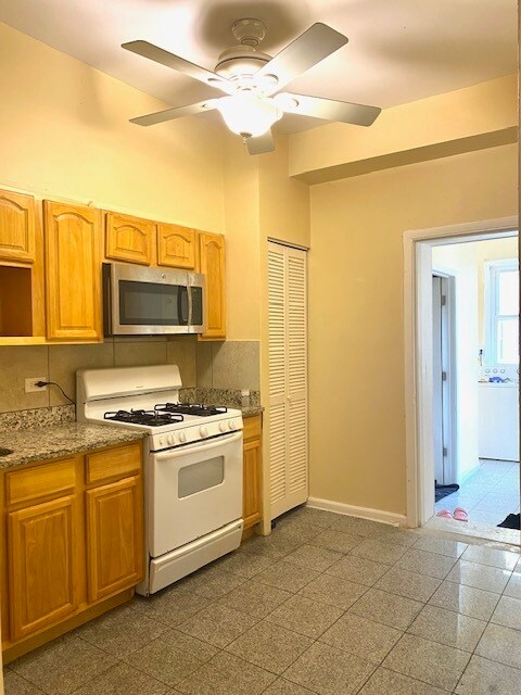 Foto del edificio - 5515 N Broadway