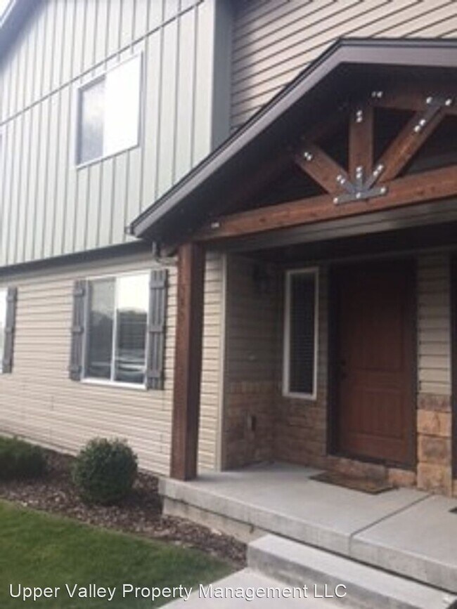 Foto del edificio - 3 br, 1.5 bath House - 545 Countryside Ave