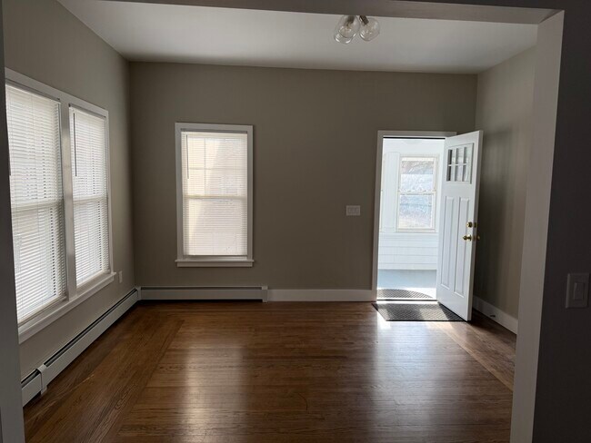 Foto del edificio - 33 Rosegarden St