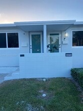 Building Photo - 3310 SW 69th Ave