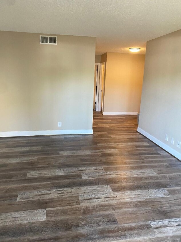 Building Photo - 110 Bailey St