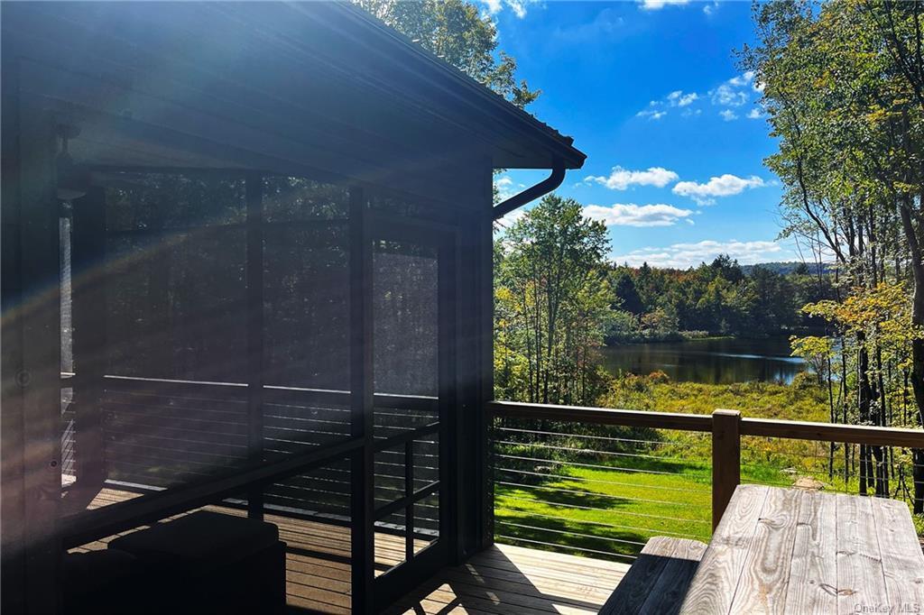Foto principal - 90 Meadow Ln