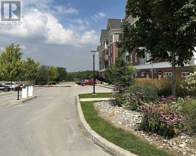 Building Photo - 40 Horseshoe Blvd