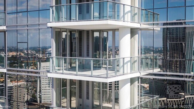Foto del edificio - 3 br, 4 bath  - Paramount Worldcenter Miami