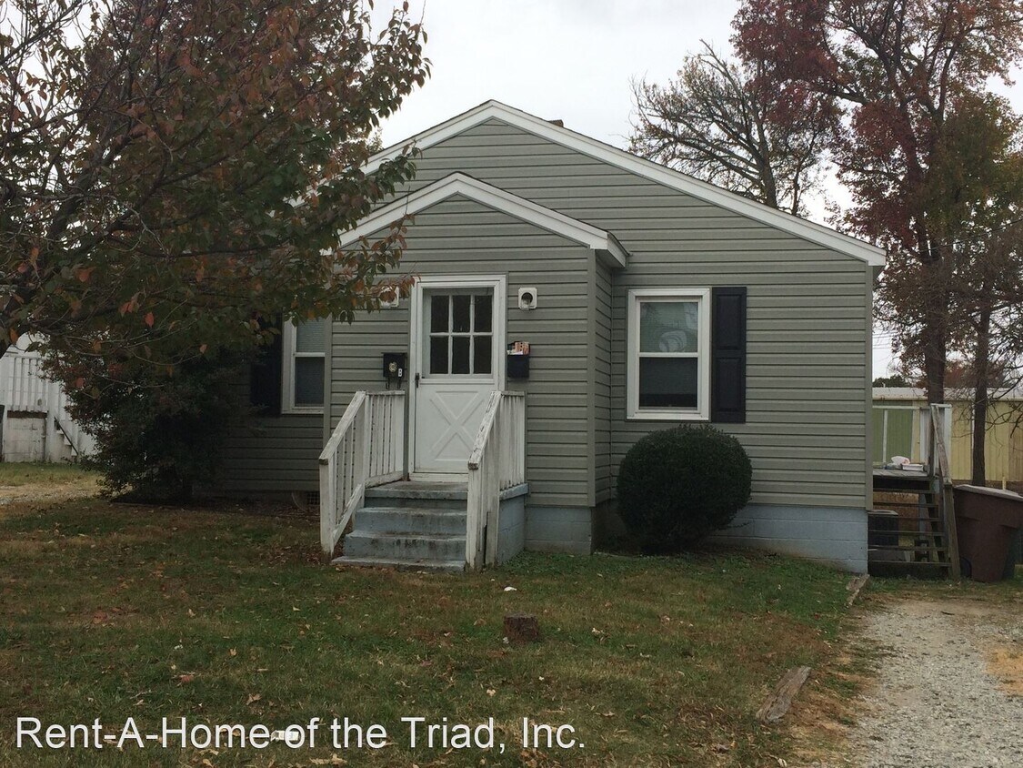 Foto principal - 2 br, 1 bath House - 718-A Warren Street