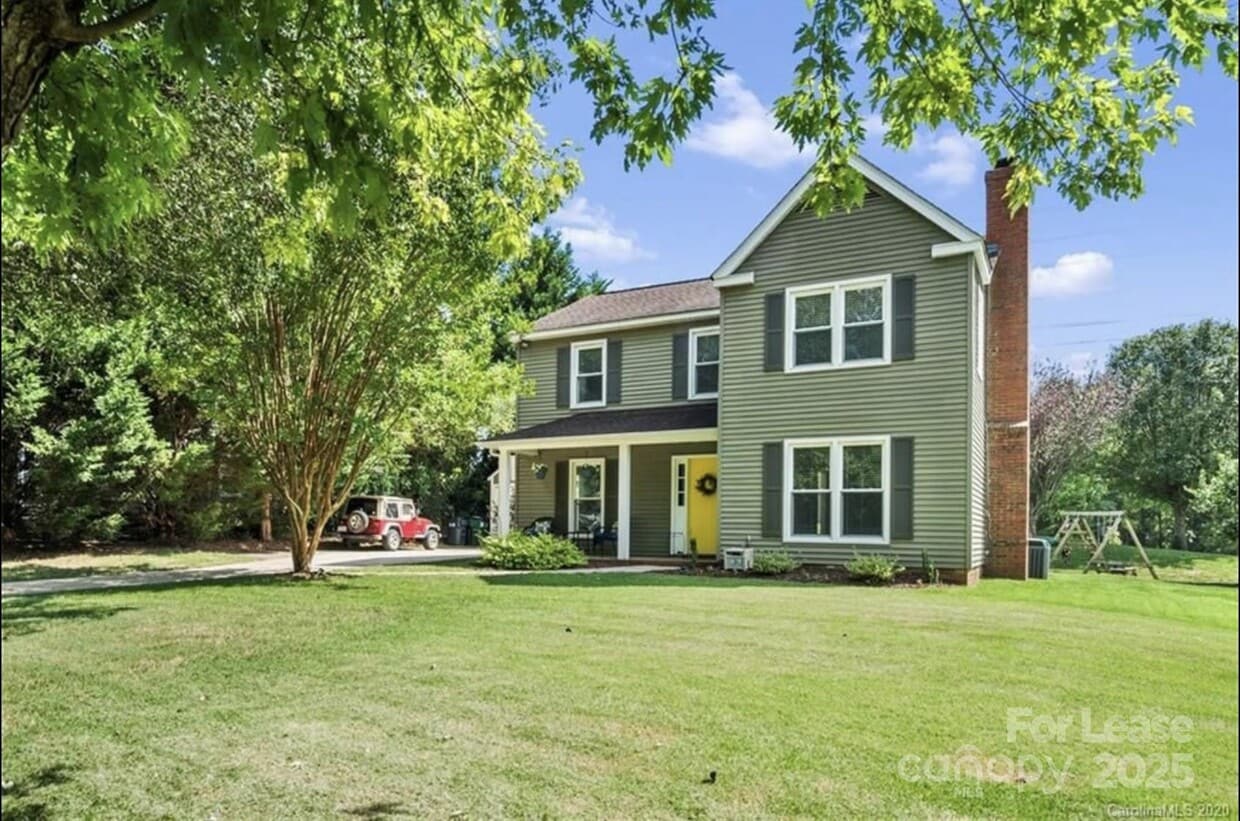 Primary Photo - 11610 Charnwood Ct