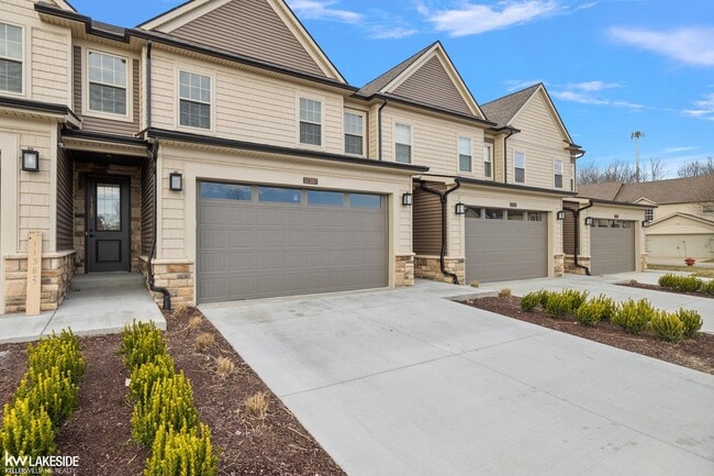 Building Photo - 11390 LANGFELD Spur