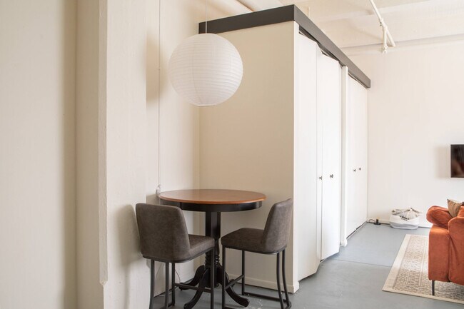 Foto del edificio - 823 N 2nd St