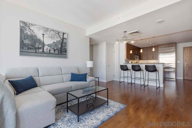 Foto del edificio - 325 Seventh Ave