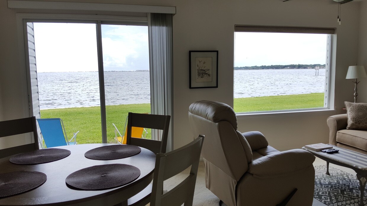 101 Old Ferry Rd, Shalimar, FL 32579 Condo for Rent in Shalimar, FL