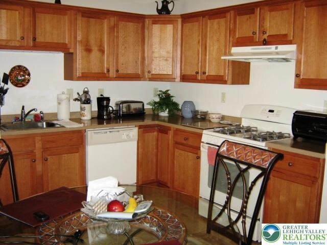 Foto del edificio - 205 Jeffrey Ln