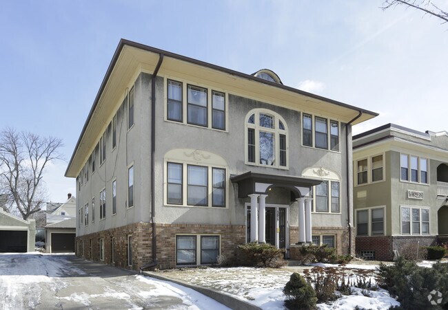 Building Photo - 3437 Portland Ave S