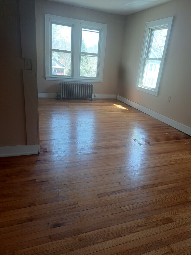 Building Photo - 138 Colton St