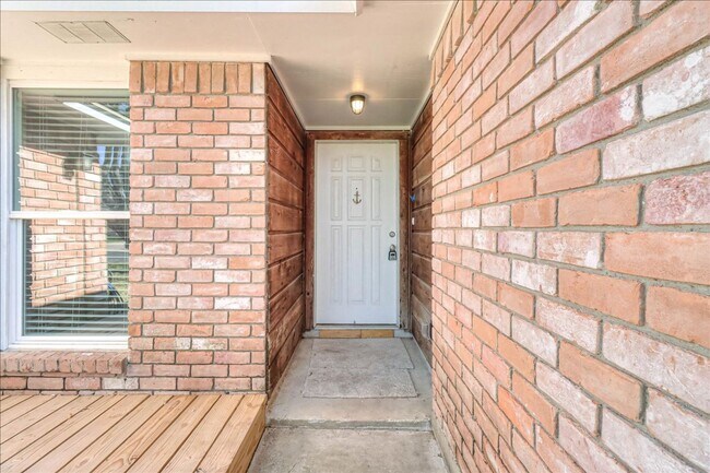 Foto del edificio - 7314 Ottawa Cir