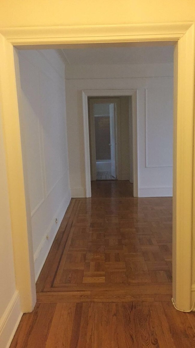 Clinton Arms 215 Clinton Pl Hackensack, NJ Apartments for Rent in