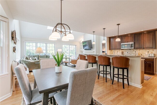 Foto del edificio - 72 Windward Way