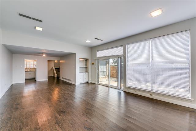 Foto del edificio - 3611 Stables Ln