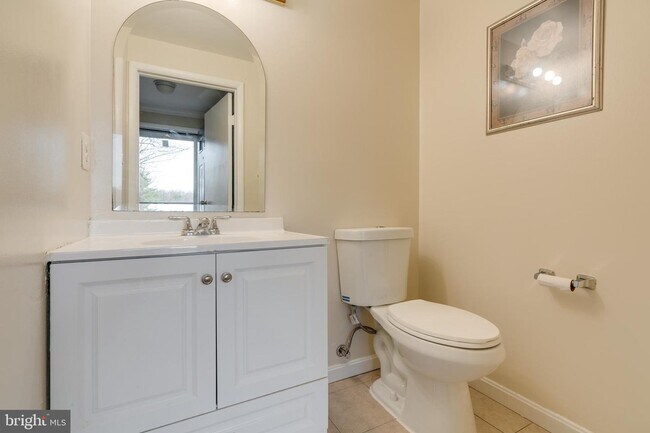 Foto del edificio - 9202 Turtle Dove Ln