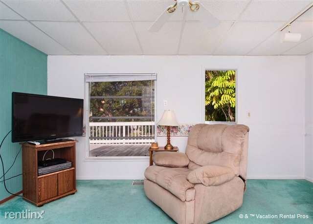 Building Photo - 859 Lagoon St