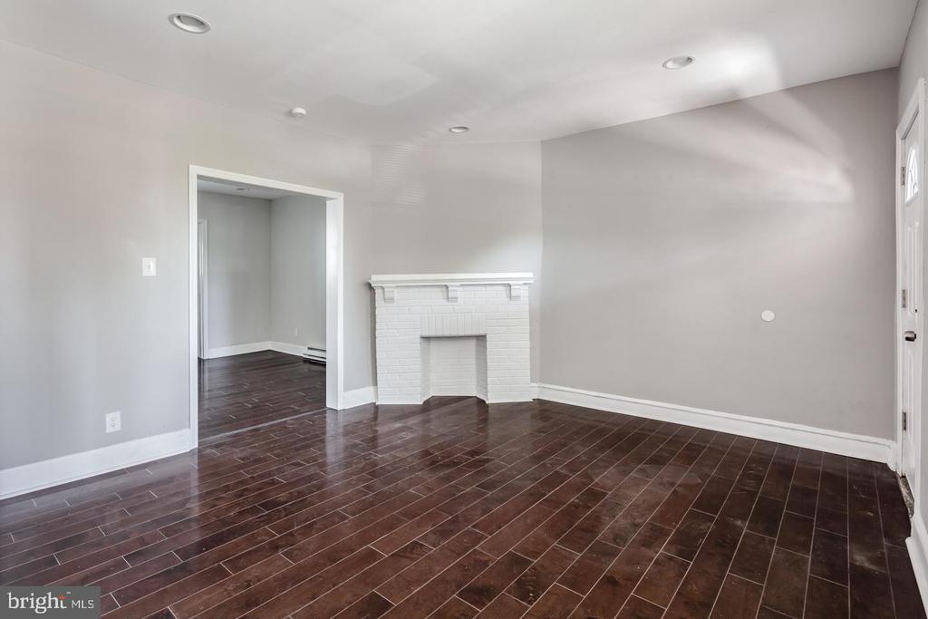 Foto principal - 1640 S 28th St