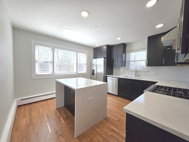 Building Photo - 315 W Prospect Ave