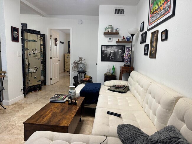 Foto del edificio - 1470 N Dixie Hwy