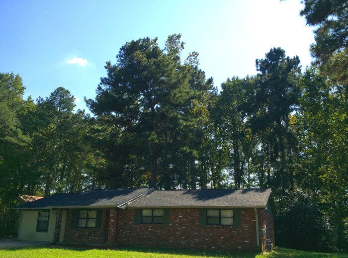 Primary Photo - 8133 Cedar Mountain Rd