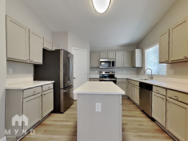 Foto del edificio - 4545 N 67th Ave