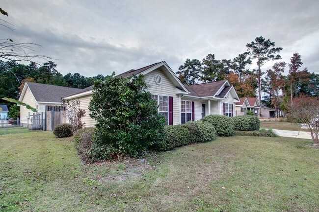 Foto del edificio - 1326 Eagle Crest Dr