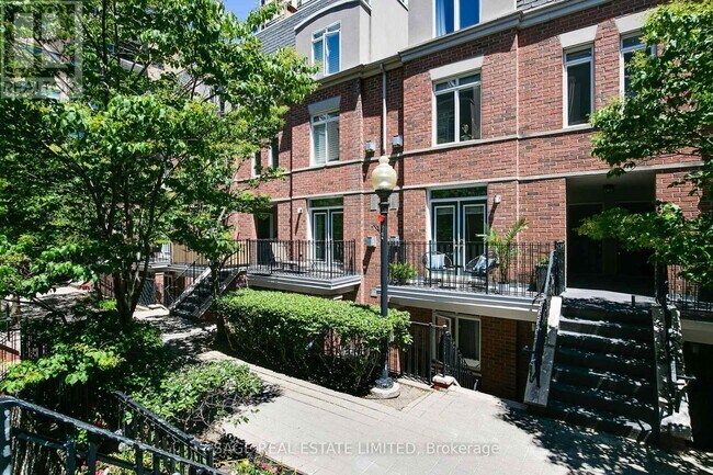Photo du bâtiment - 415 Jarvis St