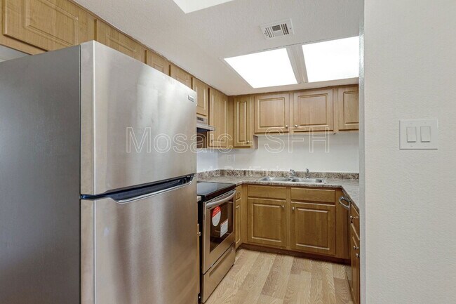 Foto del edificio - 3810 N Maryvale Pkwy