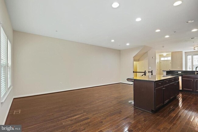 Building Photo - 11675 Emerald Green Dr