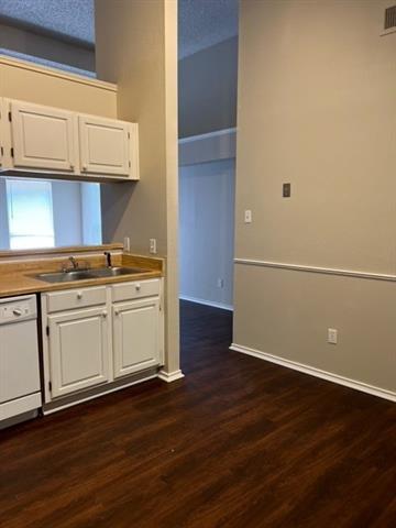 Building Photo - 4779 Wineberry Dr