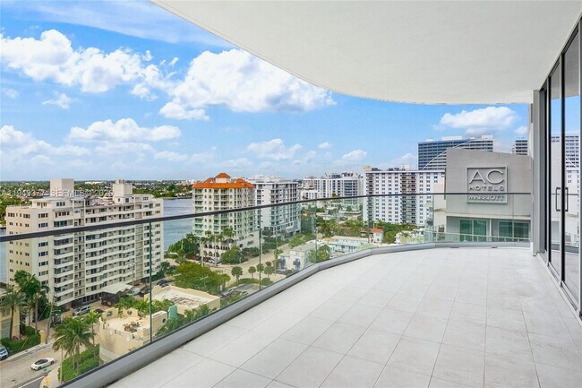 Foto del edificio - 151 N Seabreeze Blvd