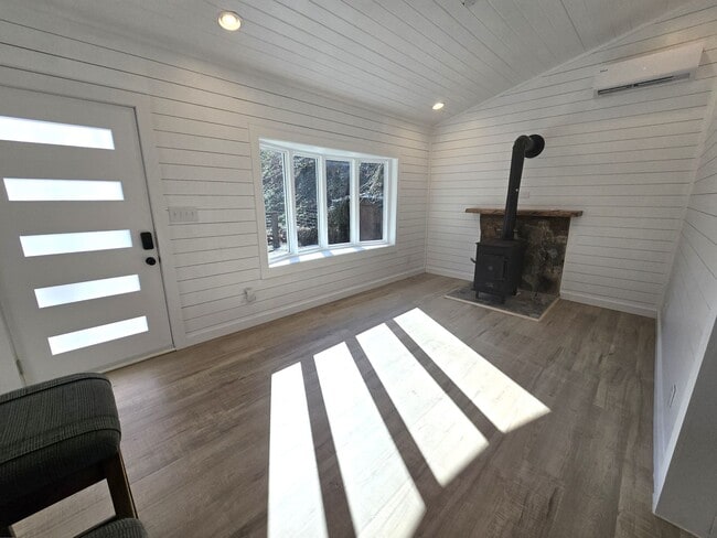 Photo - Renovated Cabin In Vilas House