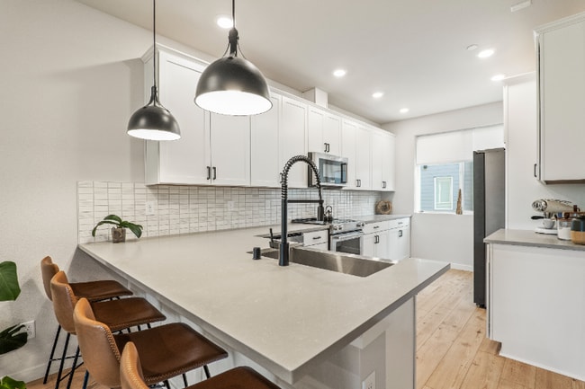 Building Photo - 2126 N 147th St