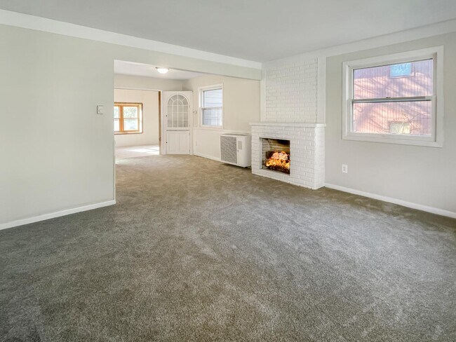 Building Photo - 6643 Buck Creek Ave SW