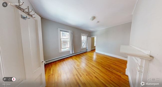 Foto del edificio - 61 Dana St