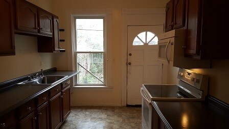 Foto del edificio - Incredible Value in Walnut Hills - move ri...