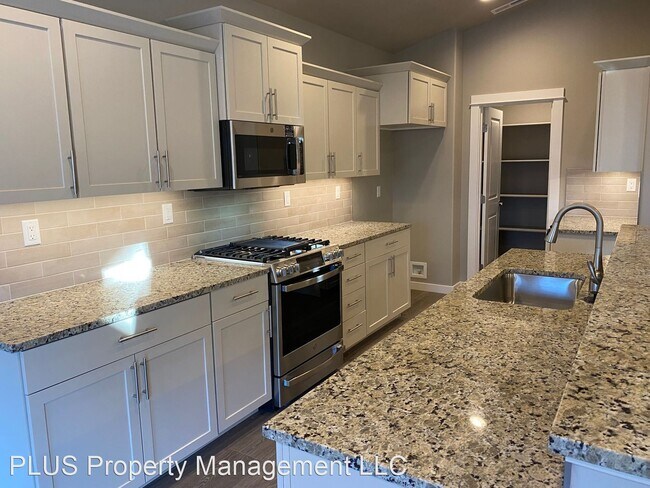 Building Photo - 4 br, 2 bath House - 61351 SE Preston St.