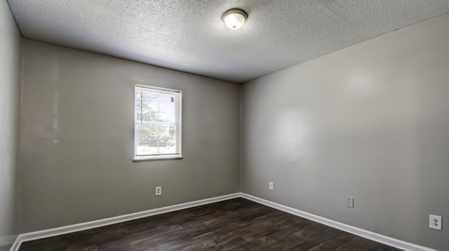 Building Photo - Discover Your Urban Oasis: Stunning 2BR Ap...